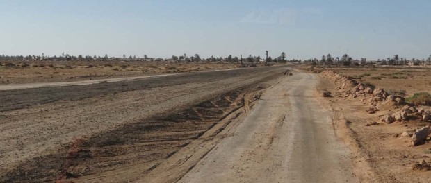 The west Jerba coast road, bits of it are bad so locals have taken to the earth alongside, and so did we.