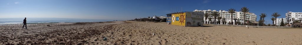 The beach at Hammamet Jasmine. Quiet and clam off-season, we expect it should be heaving in summer. Touts still ply their trade in Feb, but were all easy going.