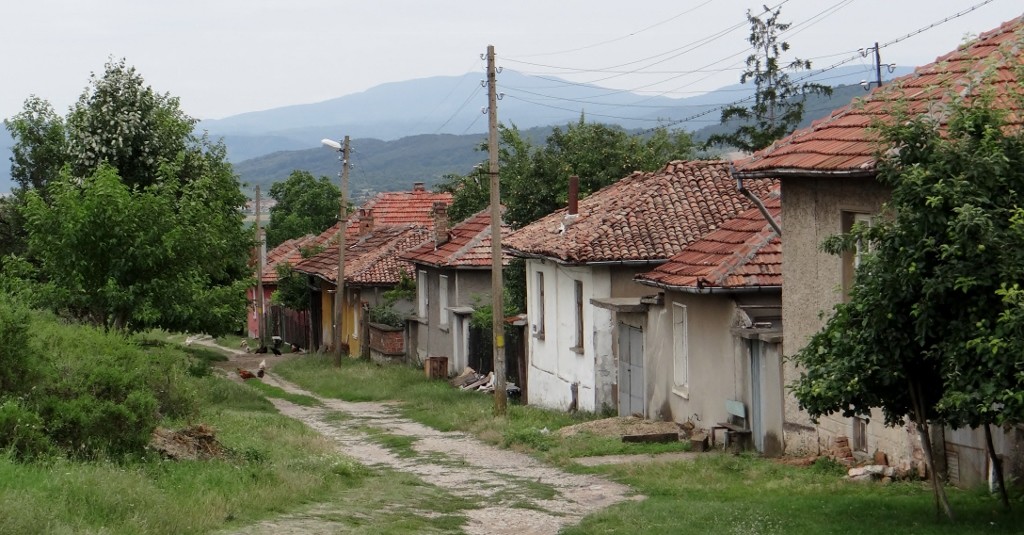 Dragizhevo - the village next to the camping Veliko Tarnovo