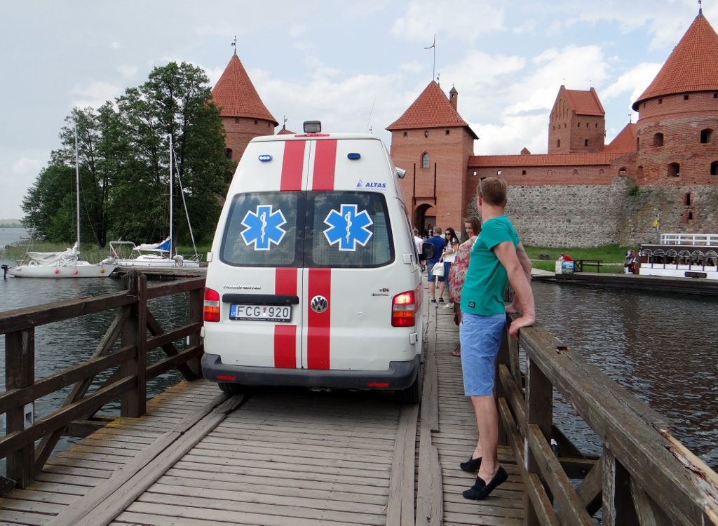 Ambulance Trakai castle