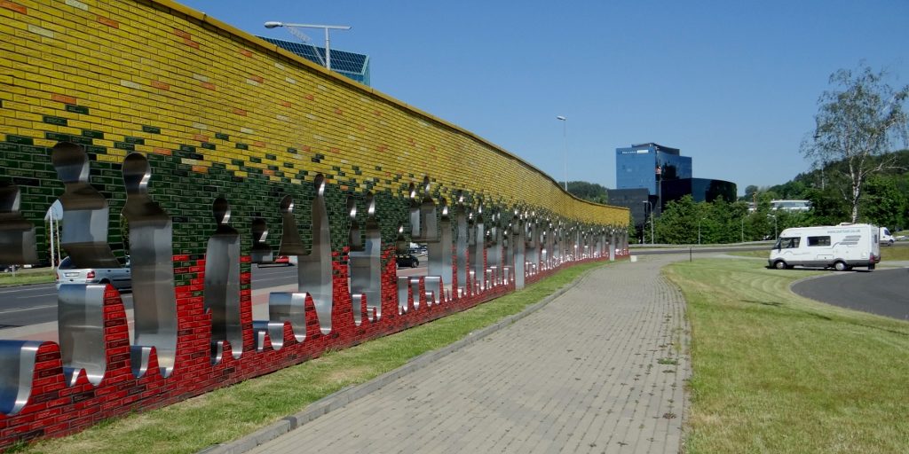 Baltic chain memorial