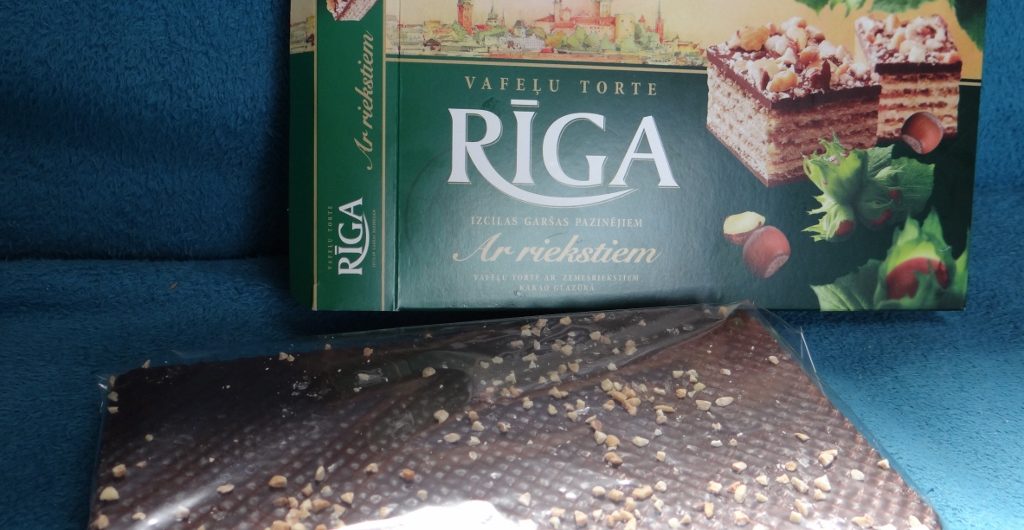 Riga cake-biscuit-thing. Not much resembling the picture on the box