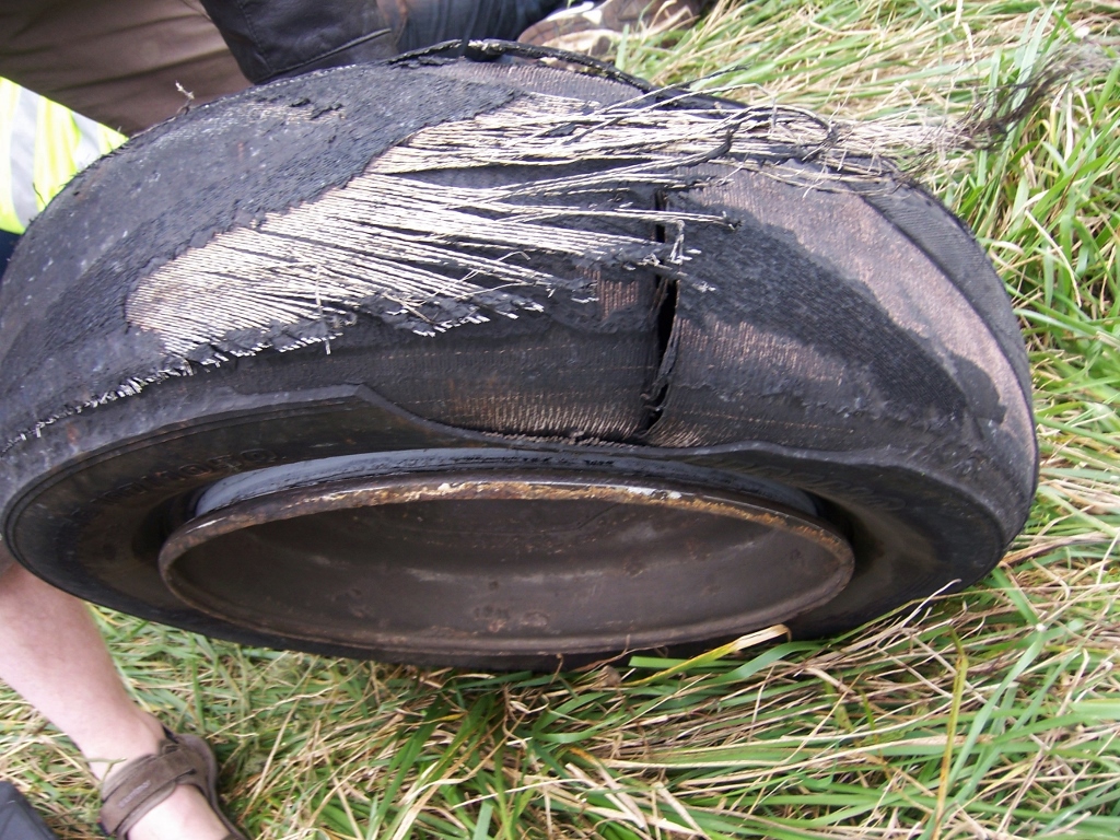 delaminated tyre