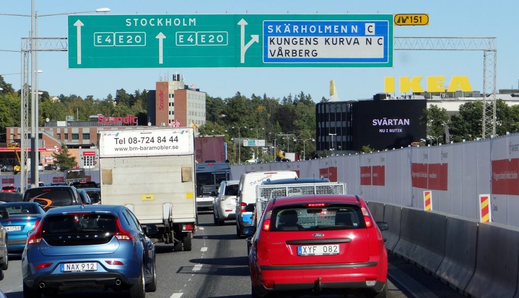 Traffic on entering Stockholm due to roadworks then a minor crash