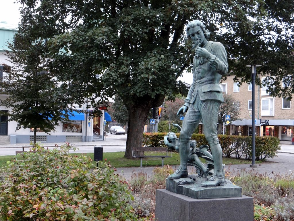 Carl Linnaeus Statue, Almhult Sweden
