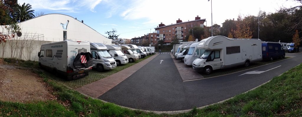 The motorhome aire in San Sebastian, packed out in December!