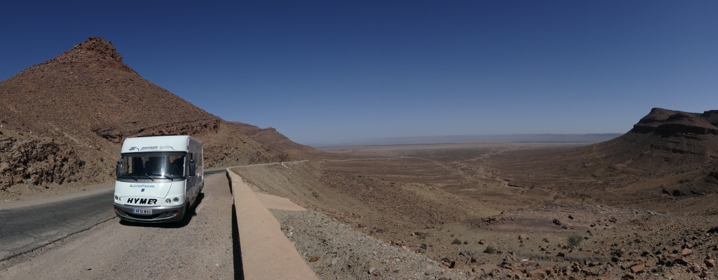 A small pass on the N9 south of Zagora