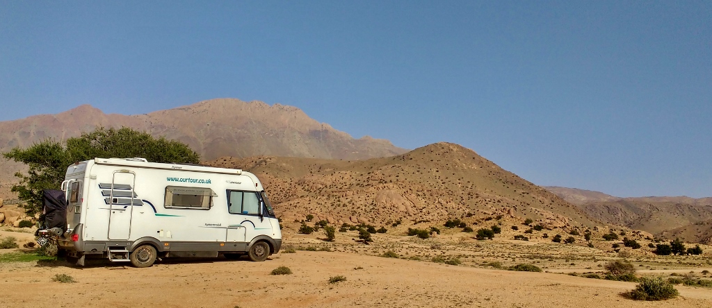 motorhome parking by the painted rocks tafraoute