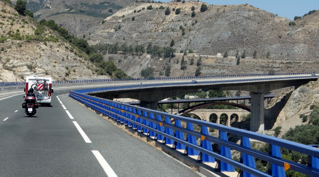 Bridges upon bridges on the A44 to Granada