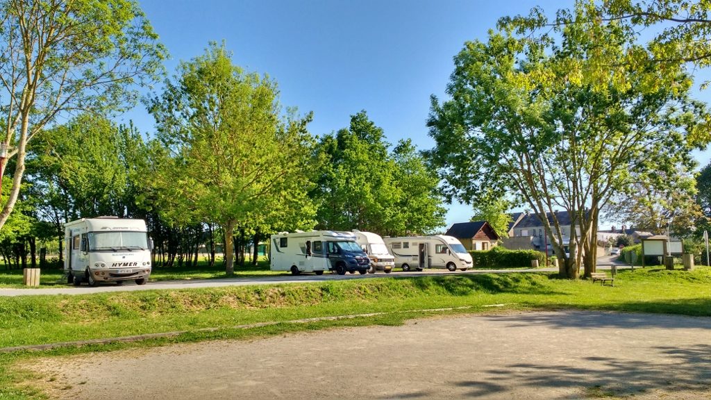 motorhome aire in Marboue, France