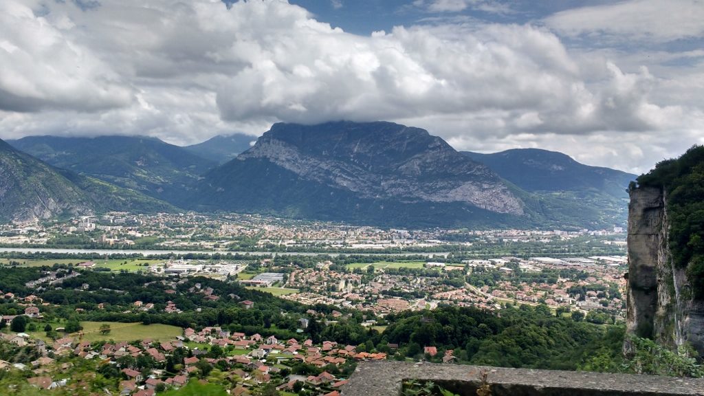 Views of northern Grenoble from the hairpins of the D531