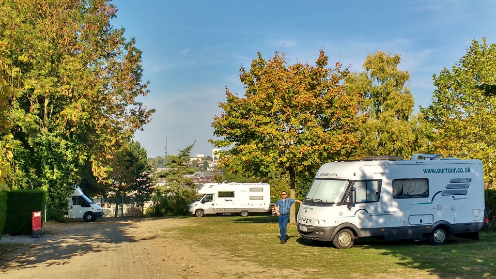 motorhome aire Beauvais France