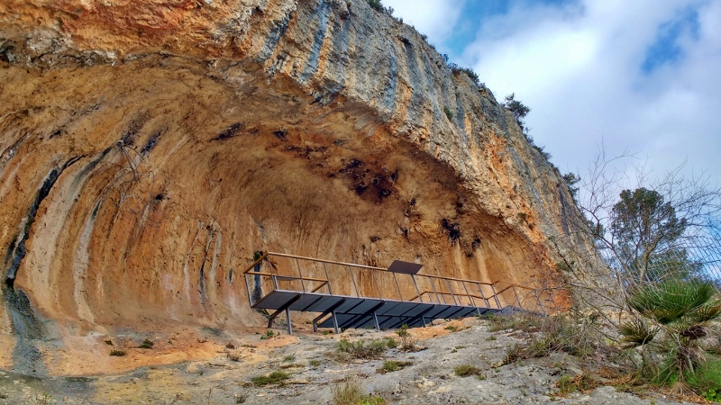 La Petxina cave near Bellus, Spain