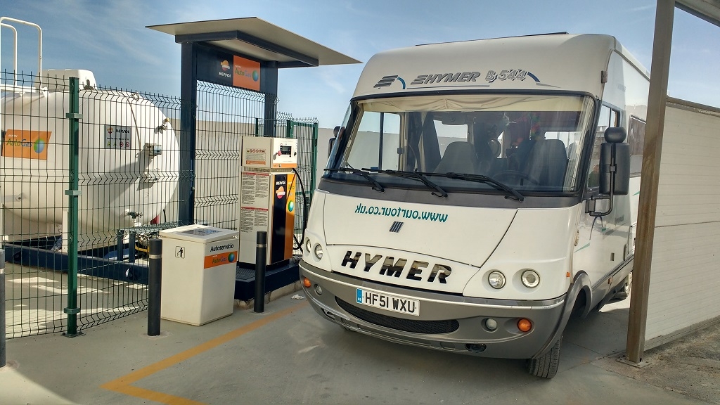 Stocking up on LPG at a Repsol garage in Baza, Spain