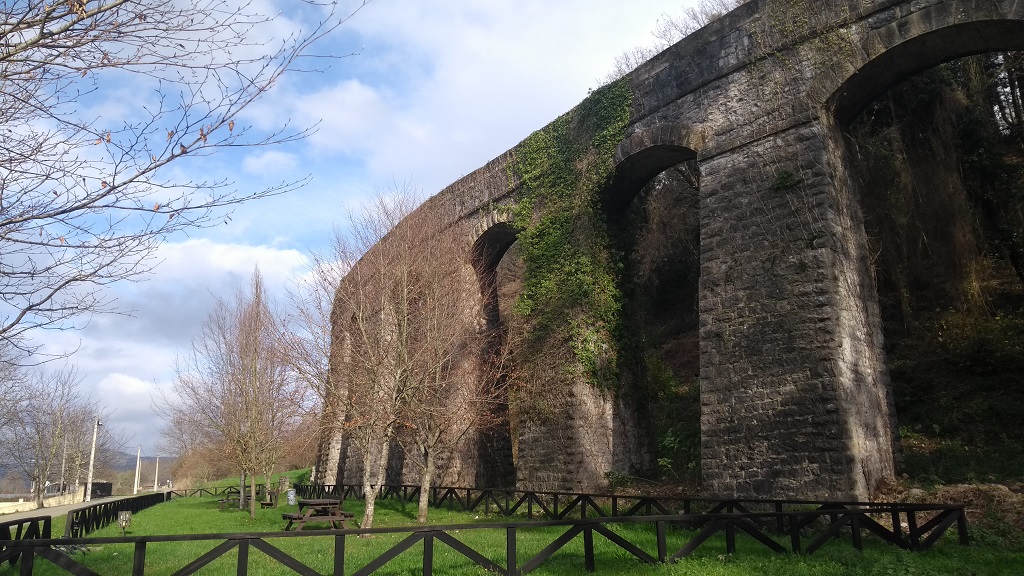 An old aqueduct alongside the green way a few miles from here