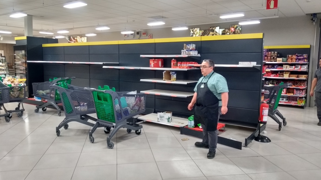 Panic buying in a supermarket in Spain in March 2020 just before the COVID-19 pandemic state of alarm kicked in