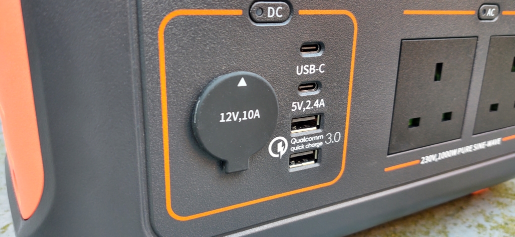 The DC charge outlets on the Jackery 1000 Explorer