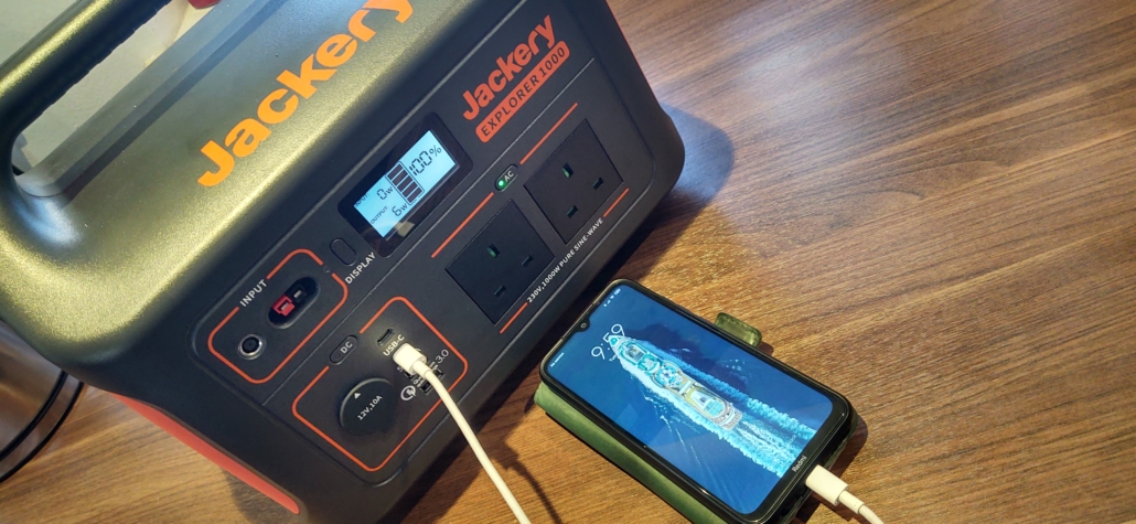 Charging a smartphone from the Jackery Explorer 1000 draws a meagre 6W.
