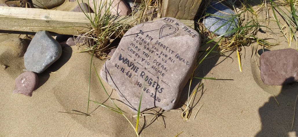 Rest in peace Wayne Rogers, a friend's beautiful remembrance in the dunes of Rhossili Bay, Gower