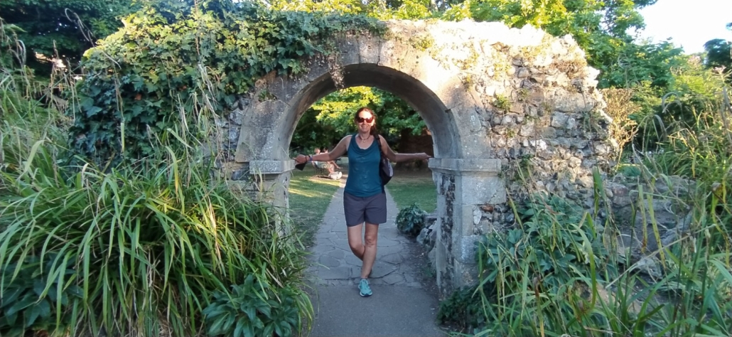 Stone arch gardens canterbury