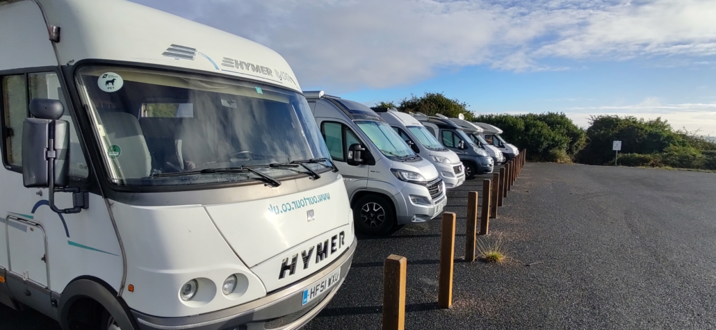 Free & official motorhome parking at the Pointe du Bay viewpoint, Brittany