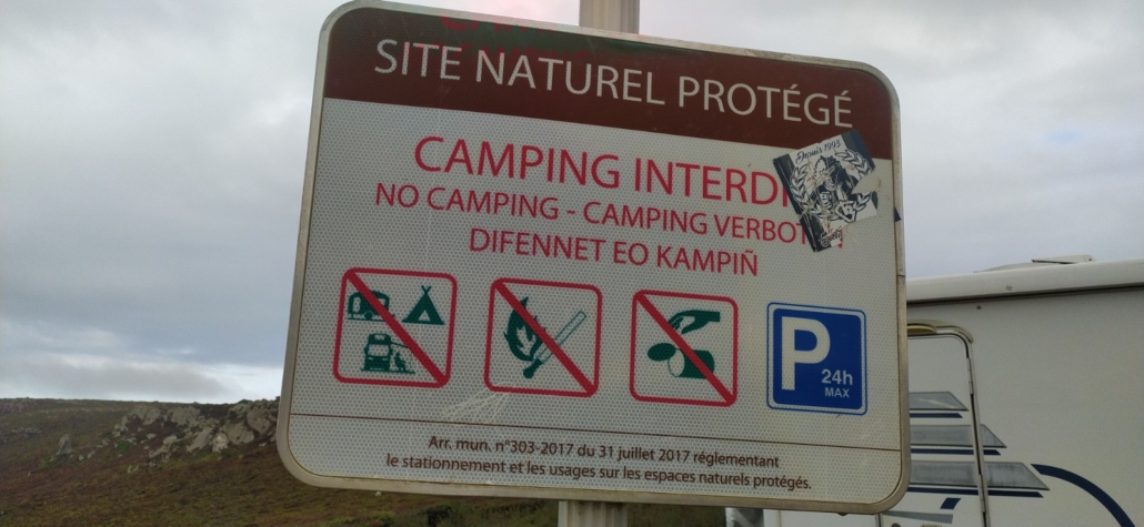 Camping Forbidden sign at Pointe de Dinan, Crozon Peninsular, Brittany