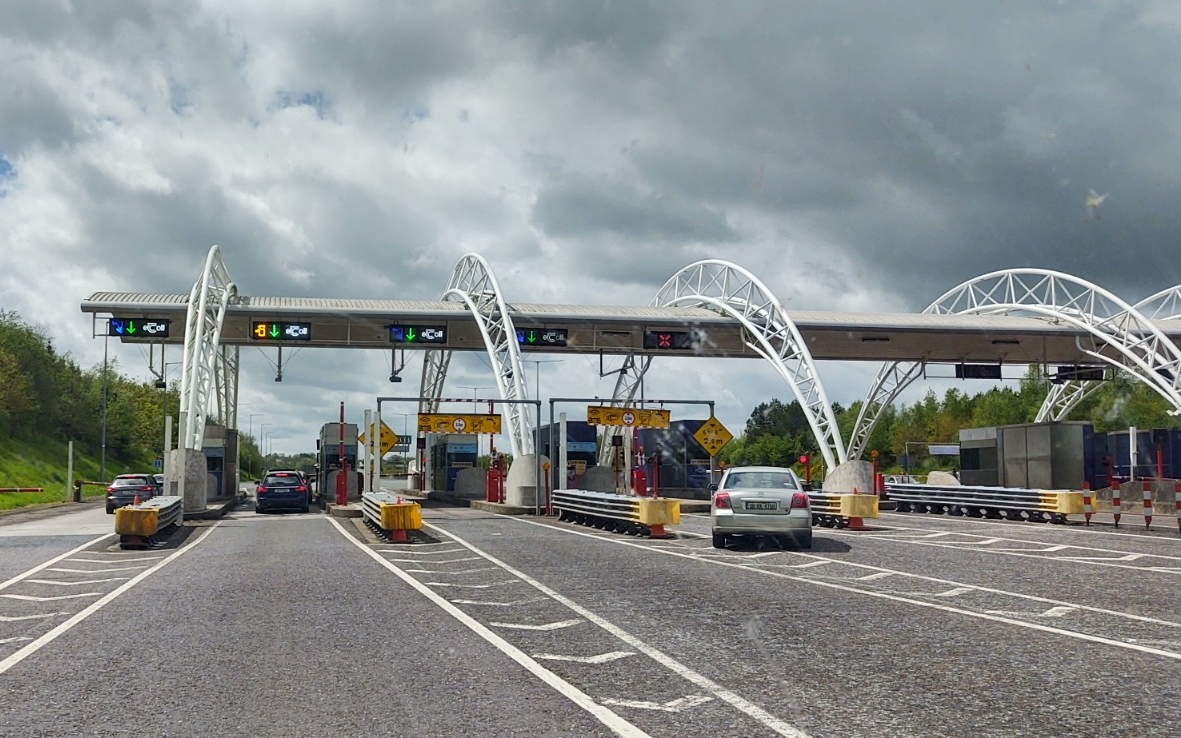 Ireland motorway toll booth