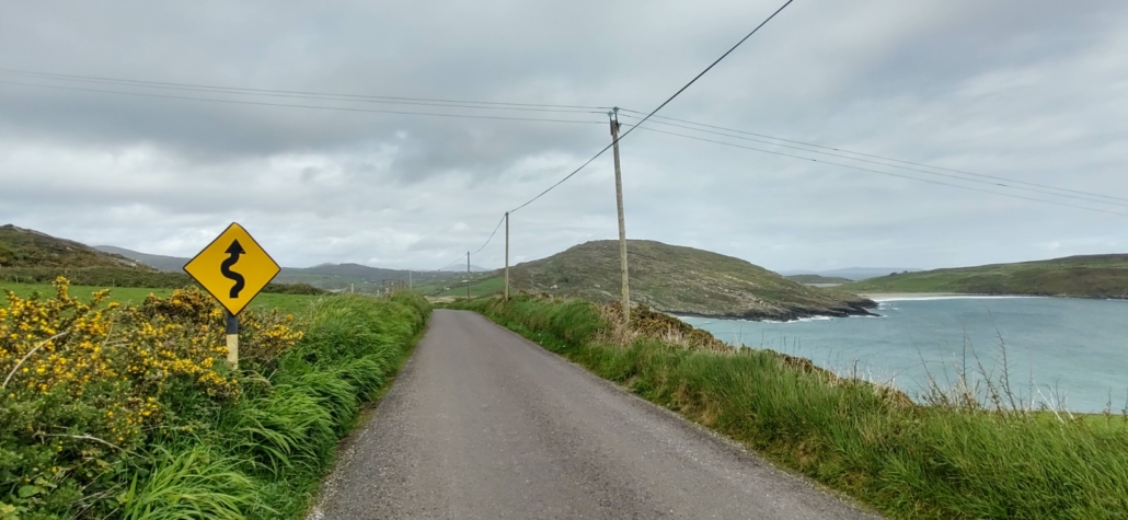 Sign which means there are snakes on the road (just kidding). This is the R592 on the Mizen Head peninsula