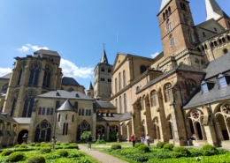 Trier cathedral garden