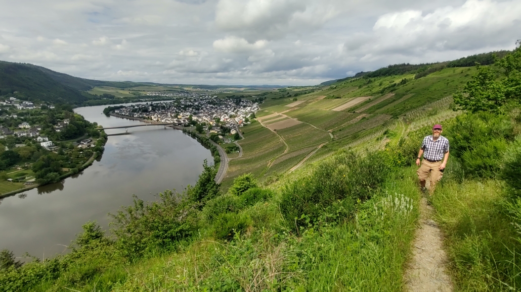 Hiking on the Moselsteig Trail near Mehring