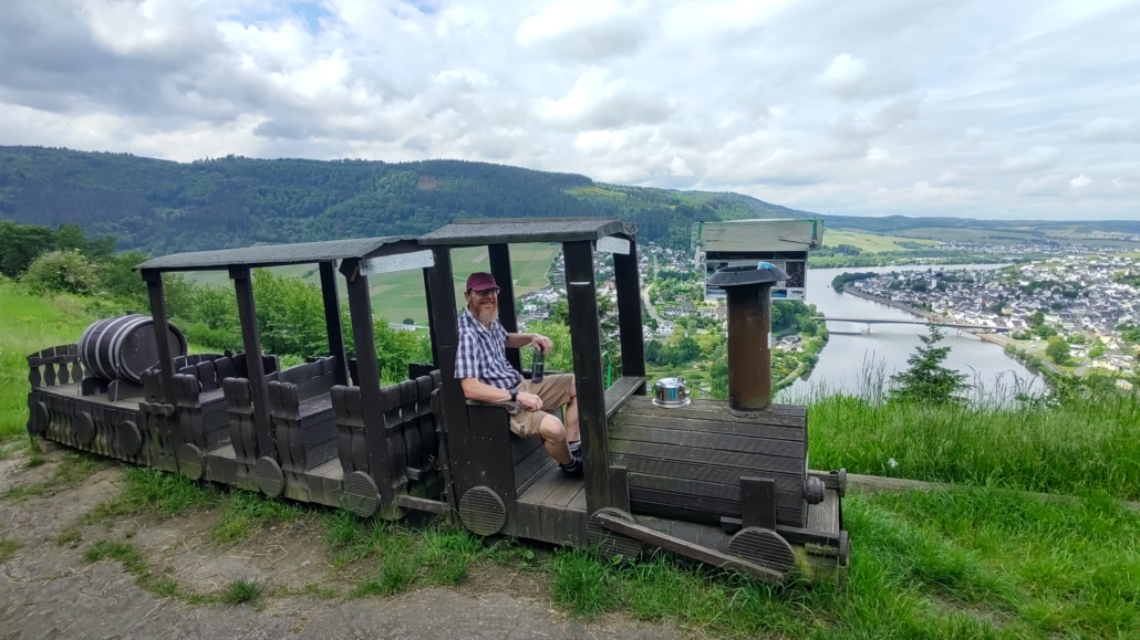 Hiking on the Moselsteig Trail near Mehring