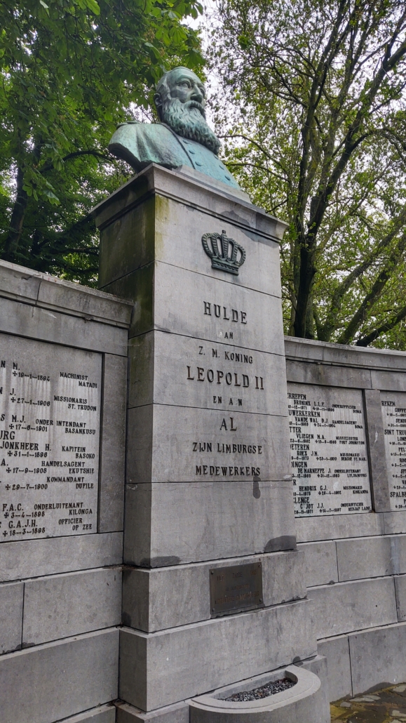 Statue to Leopold 2 in Hasselt