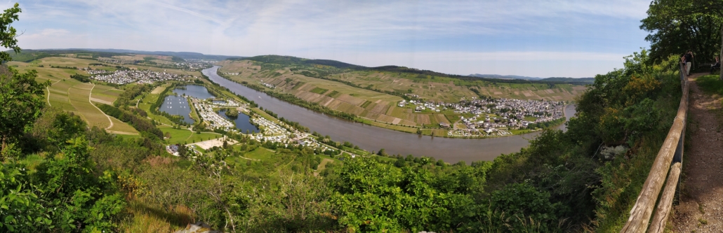 View of Mehring and the Moselle from Felsenkreuz Kammerwald