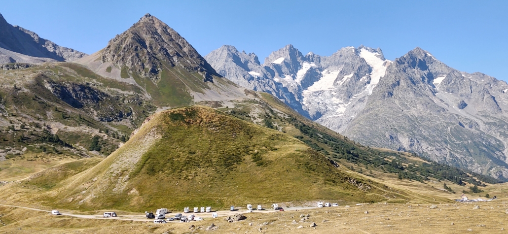 Motorhome parking Col Du Lautaret