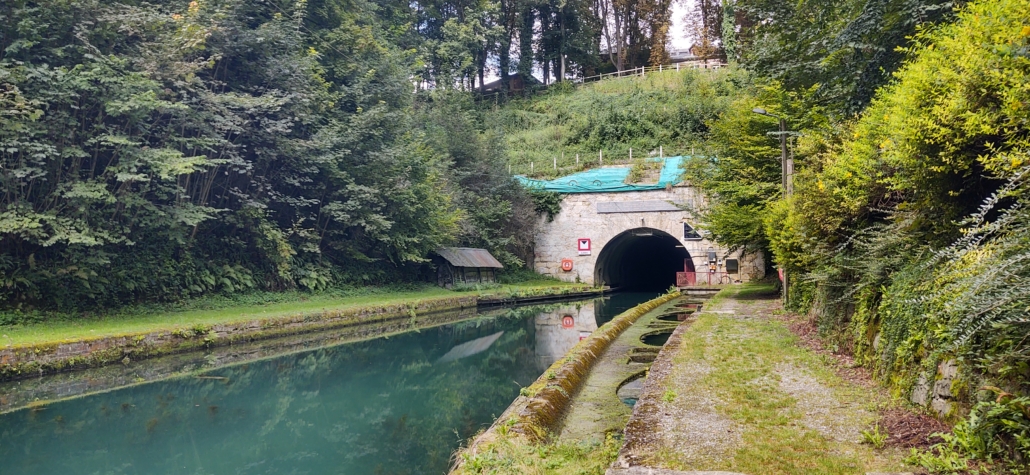 Riqueval Canal Tunnel, Bellicourt France