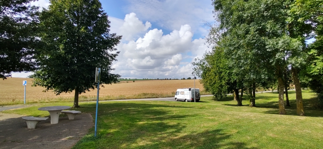 Free motorhome parking at the Riqueval Canal Tunnel, Bellicourt France