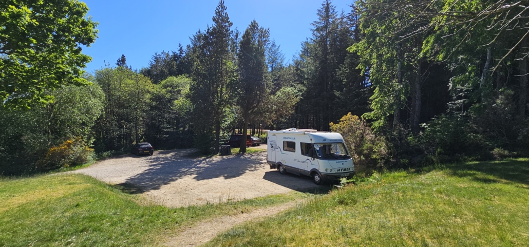 Motorhome overnight spot at the King's Cave car park on Arran