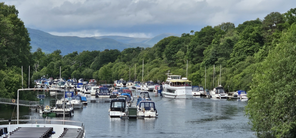 Lots of sailing boats on the river